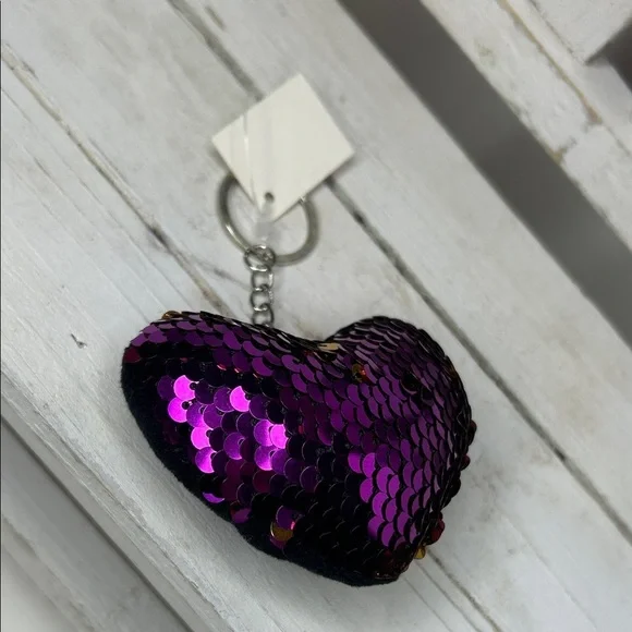 Hello Kitty Figures, Pen, Keychain & DIY Bag Charms and Justice Bag - Picture 6 of 7